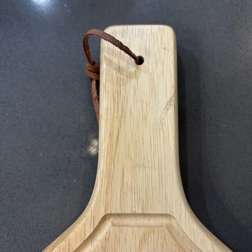Disney Frozen Olaf Serving Cutting Board Oak Wooden EUC Charcuterie Display